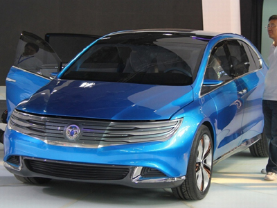 Ηλεκτροκίνητο μοντέλο από Daimler και BYD